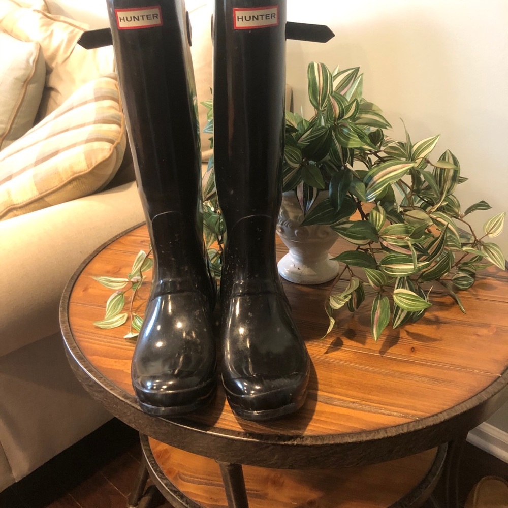 Hunter rain boots - size 10